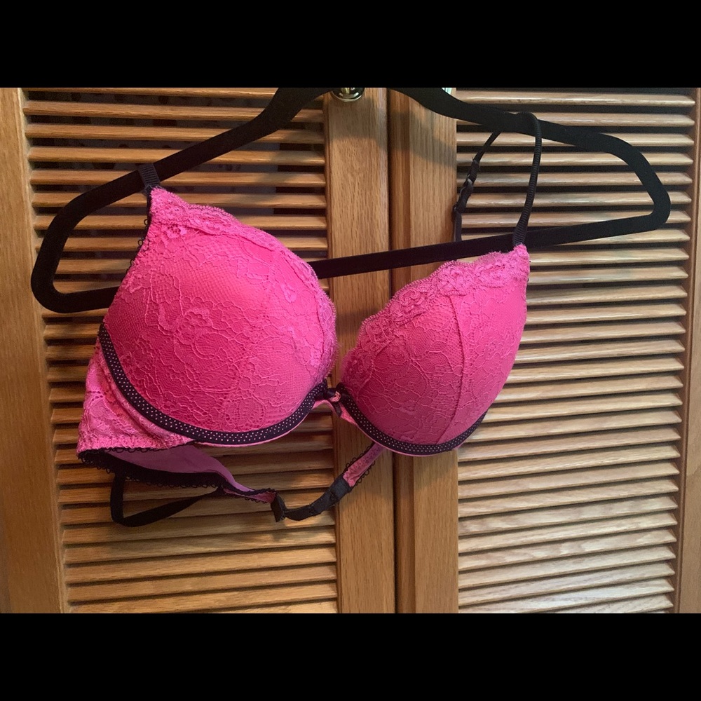 Marks & Spencer‘s bra 36B